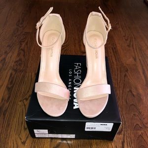 Nude satin Heels Size 9